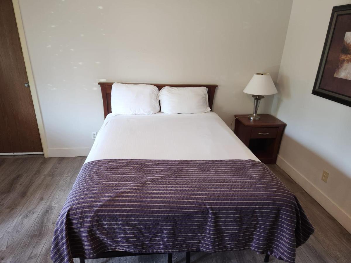 סארי Grantview Inn מראה חיצוני תמונה