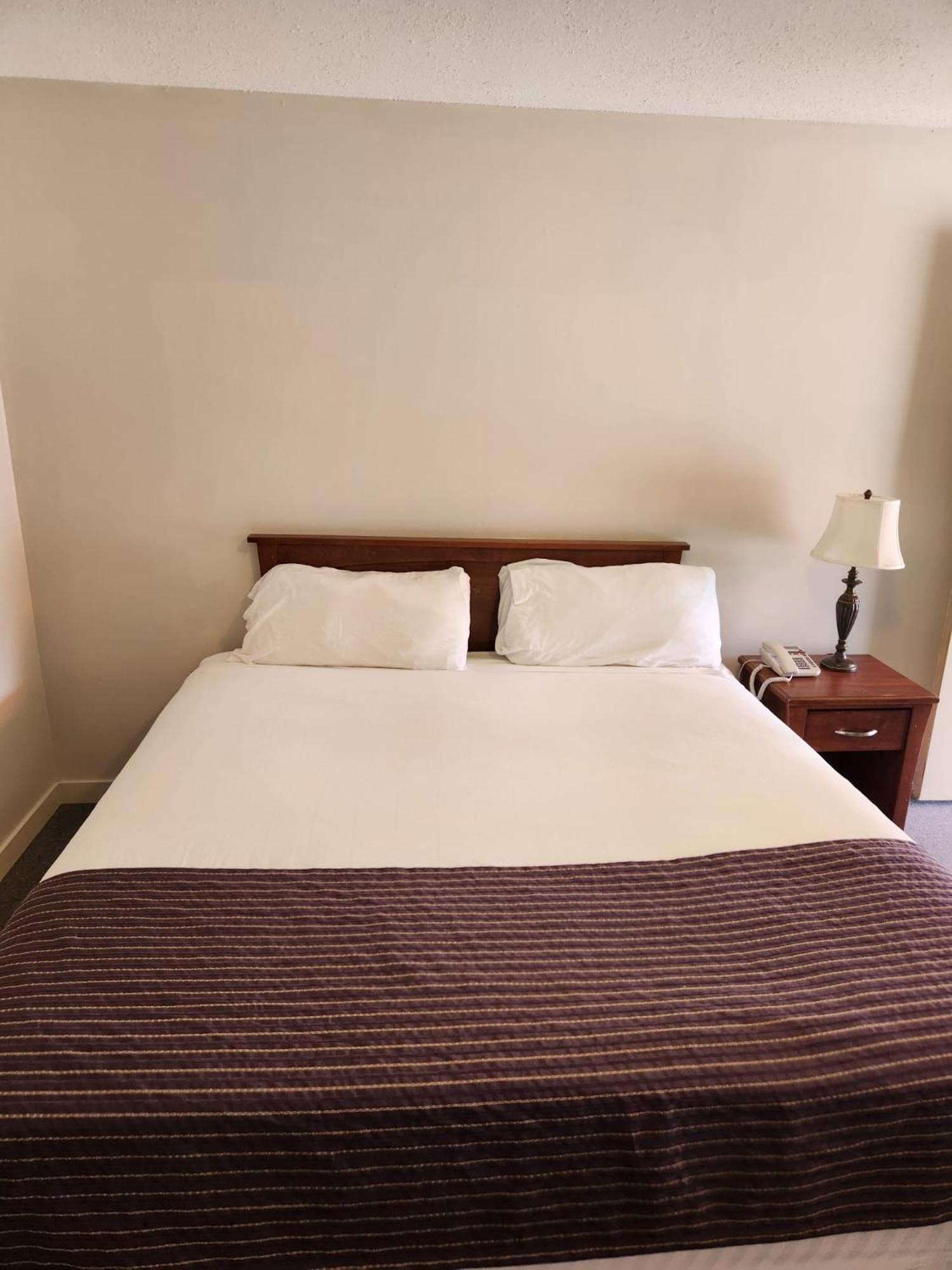 סארי Grantview Inn מראה חיצוני תמונה